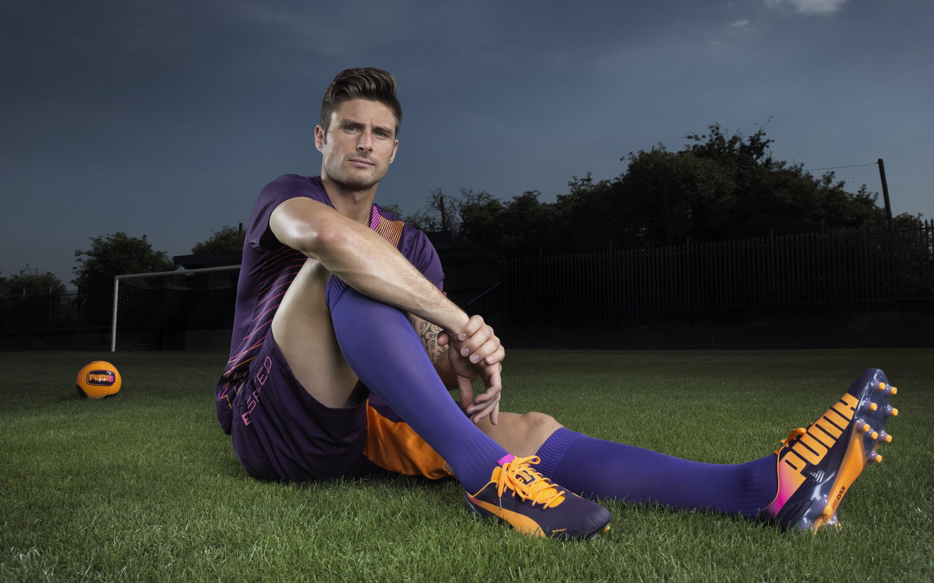 欧冠淘汰赛之夜，门迪关键进球定乾坤，一瞬改写历史的背后