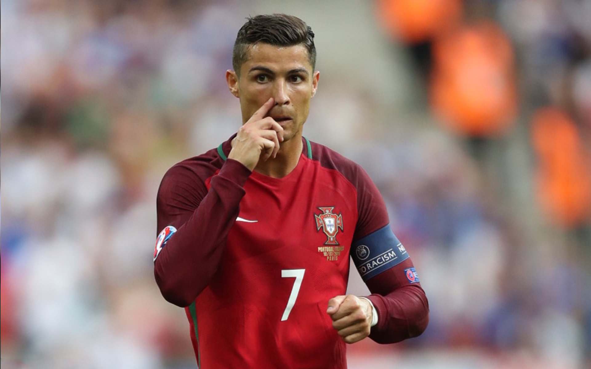 德甲争冠战之夜,爱德华兹完成自我救赎