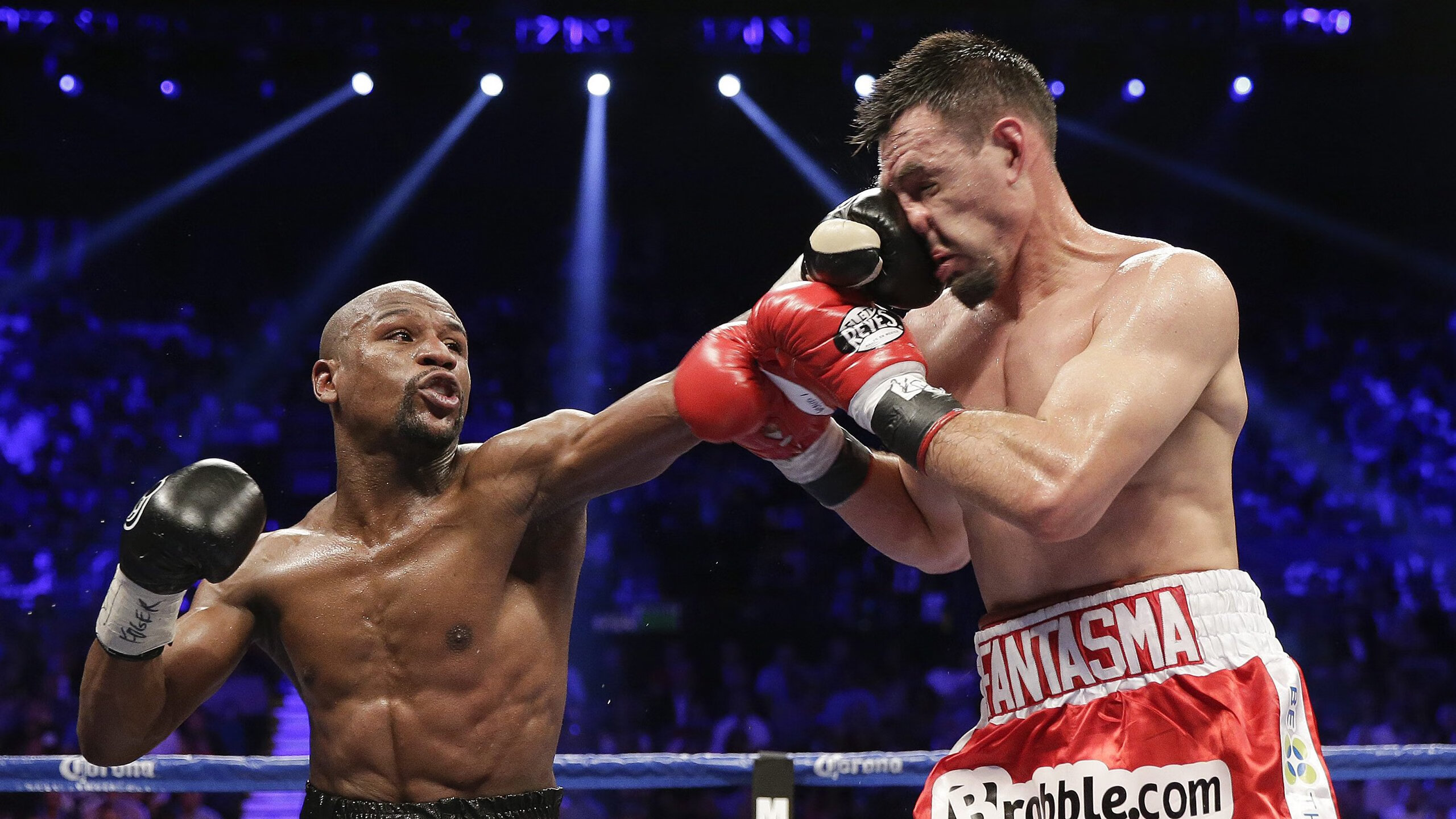 锡安扛起全队,独行侠翻盘广东队